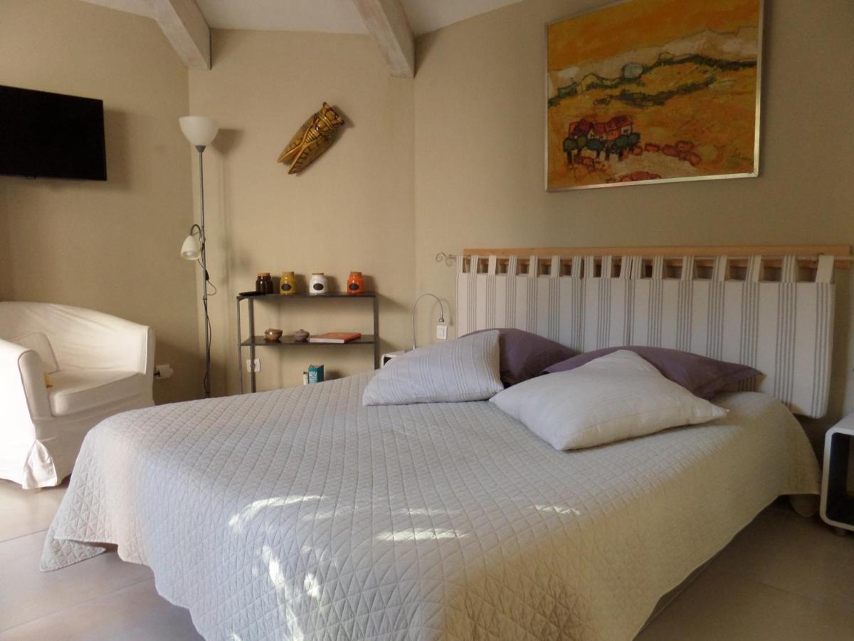 Le Clos Martin Eyragues Esterno foto