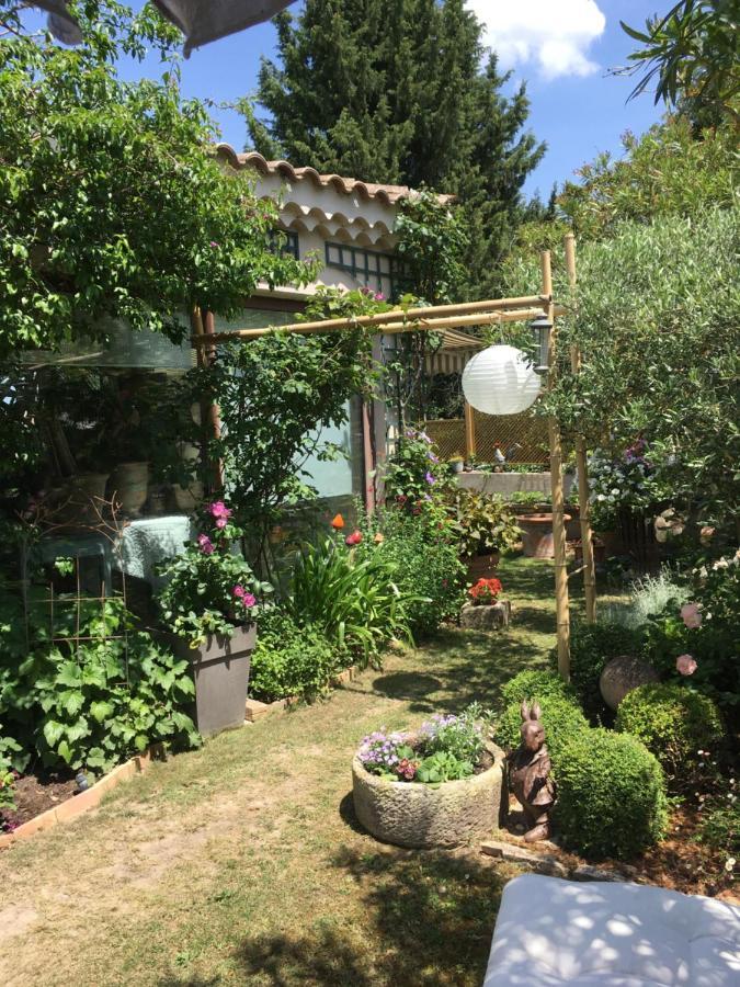 Le Clos Martin Eyragues Esterno foto