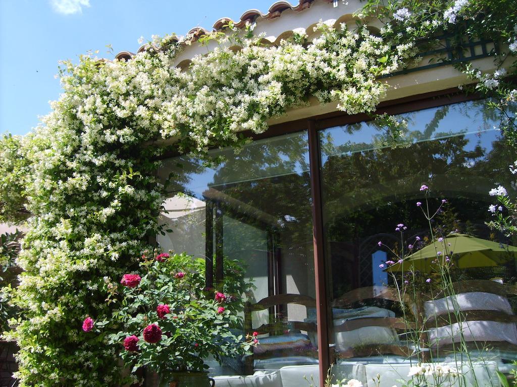 Le Clos Martin Eyragues Esterno foto