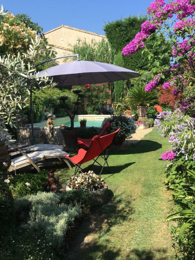 Le Clos Martin Eyragues Esterno foto